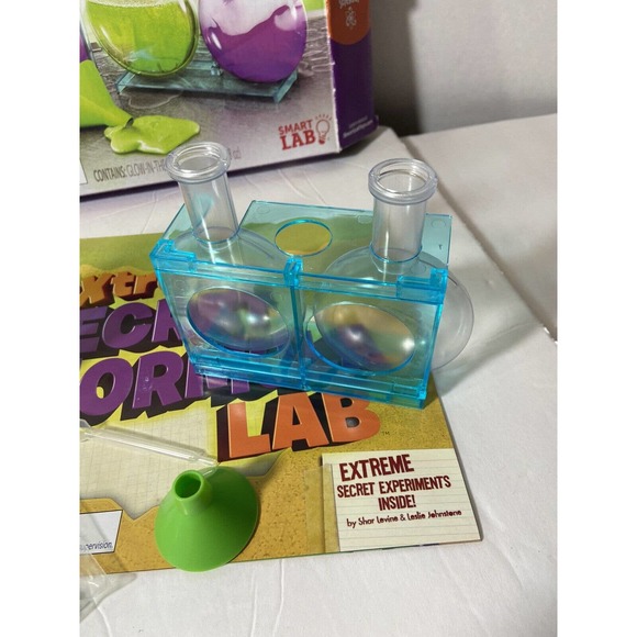 SmartLab Toys Extreme Secret Formula Lab - Picture 7 of 9